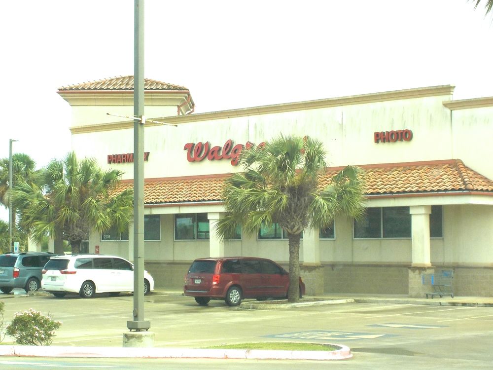 Hudson Boulevard Retail Pad: Hudson Boulevard Retail Pad, Brownsville, TX 78526